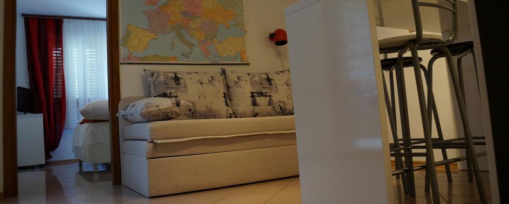 Studio Apartment Novi Novi Vinodolski Habitación foto